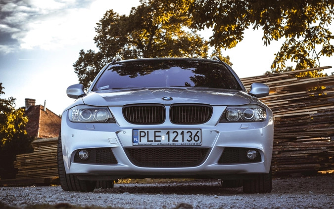 BMW Seria 3 cena 34000 przebieg: 233000, rok produkcji 2009 z Górzno małe 191